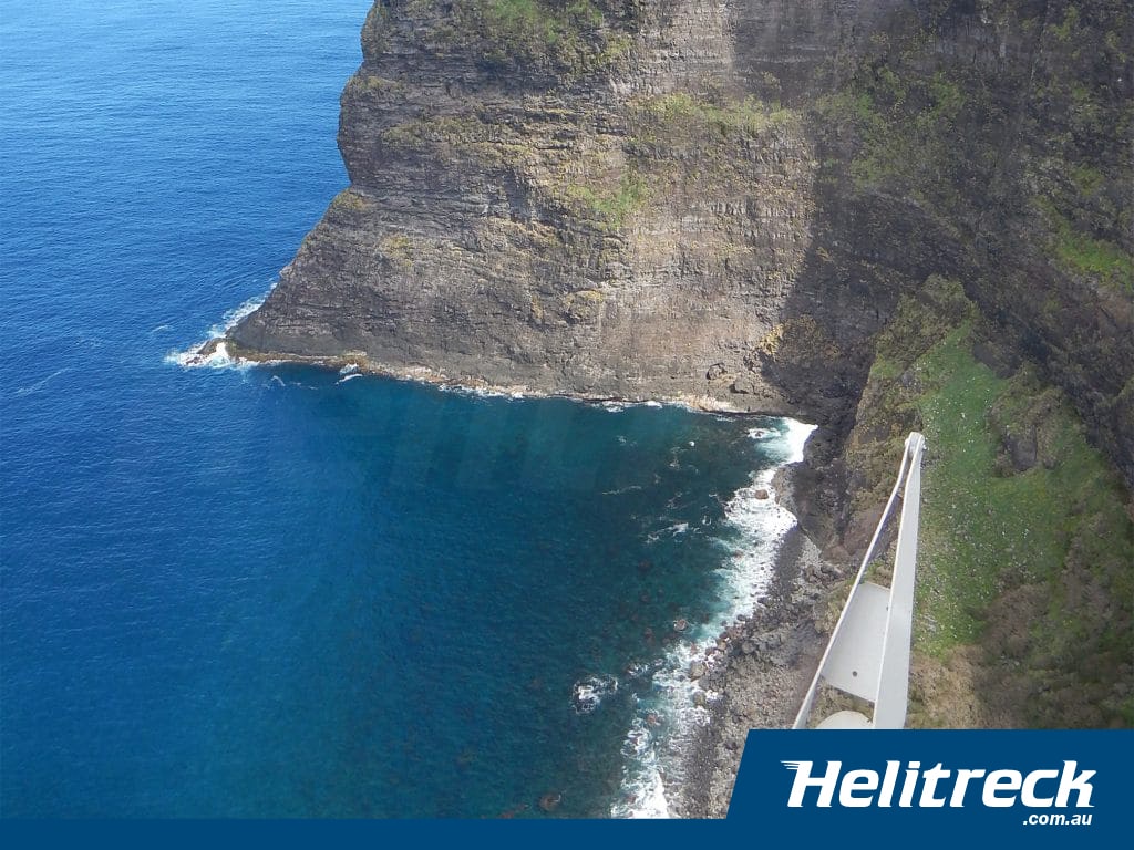 Helitreck-Lord-Howe-Island-Helicopter-Winch-3-Sydney-Helicopters